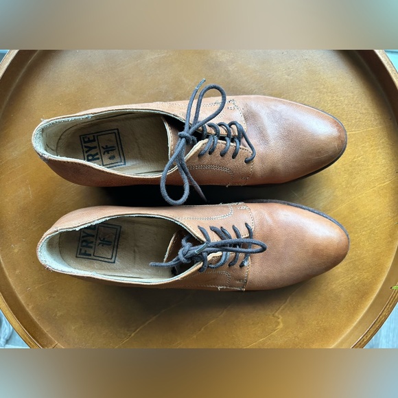 Frye Leather Oxford Shoes - Picture 2 of 5